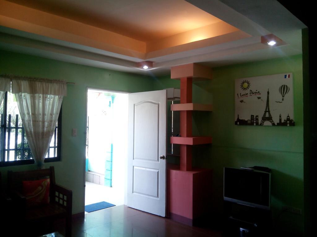 Gomez Guest House Tagbilaran City Szoba fotó